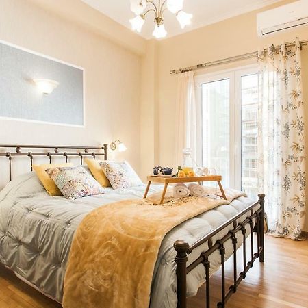 Modern Antique Private Rooms With Shared Bathroom Near To Acropolis Museum And Metro Station Athens Exterior photo